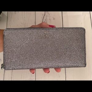 Kate Spade Lola navy glitter wallet